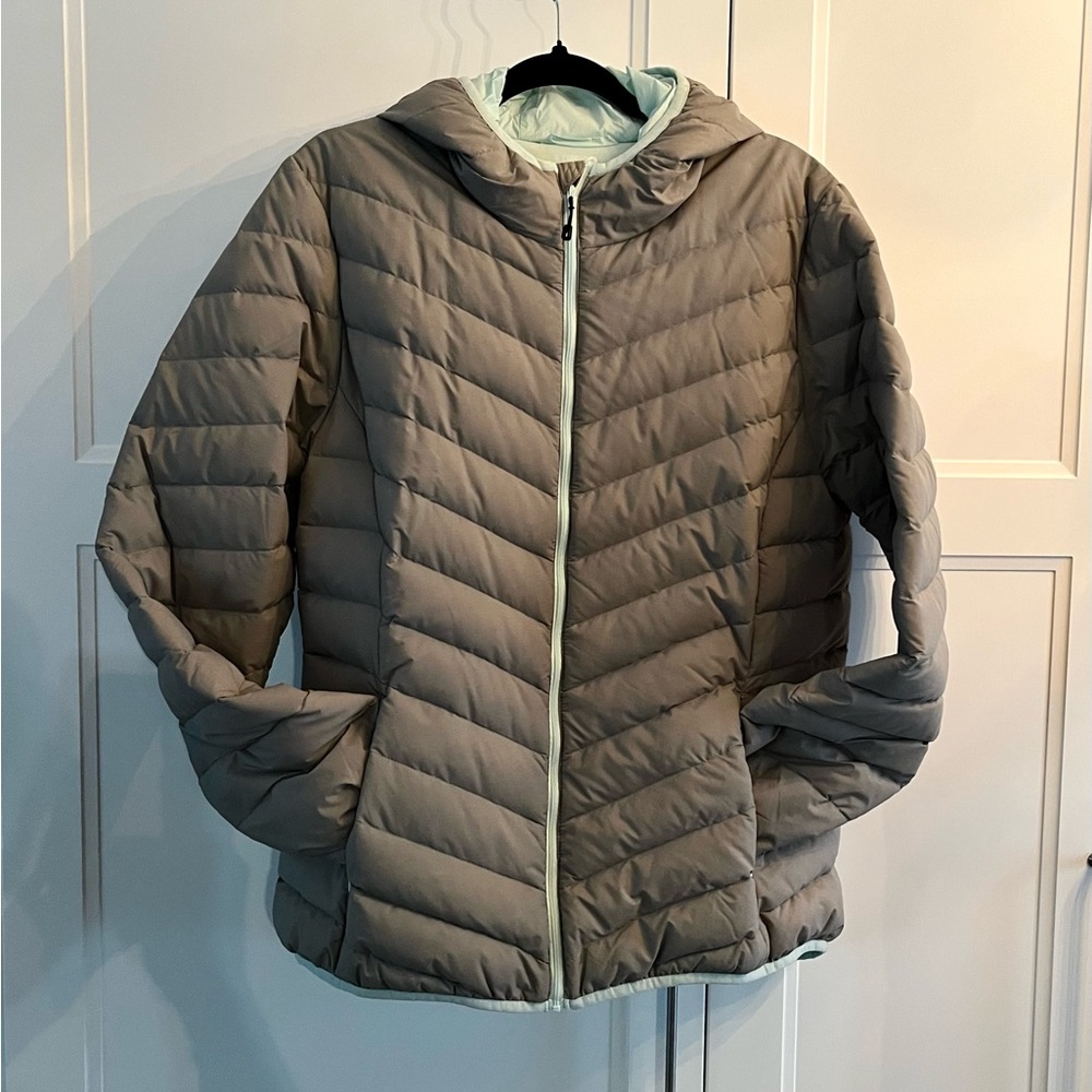 i.Fiv5 Simons ultra light down packable puffer jacket size xl